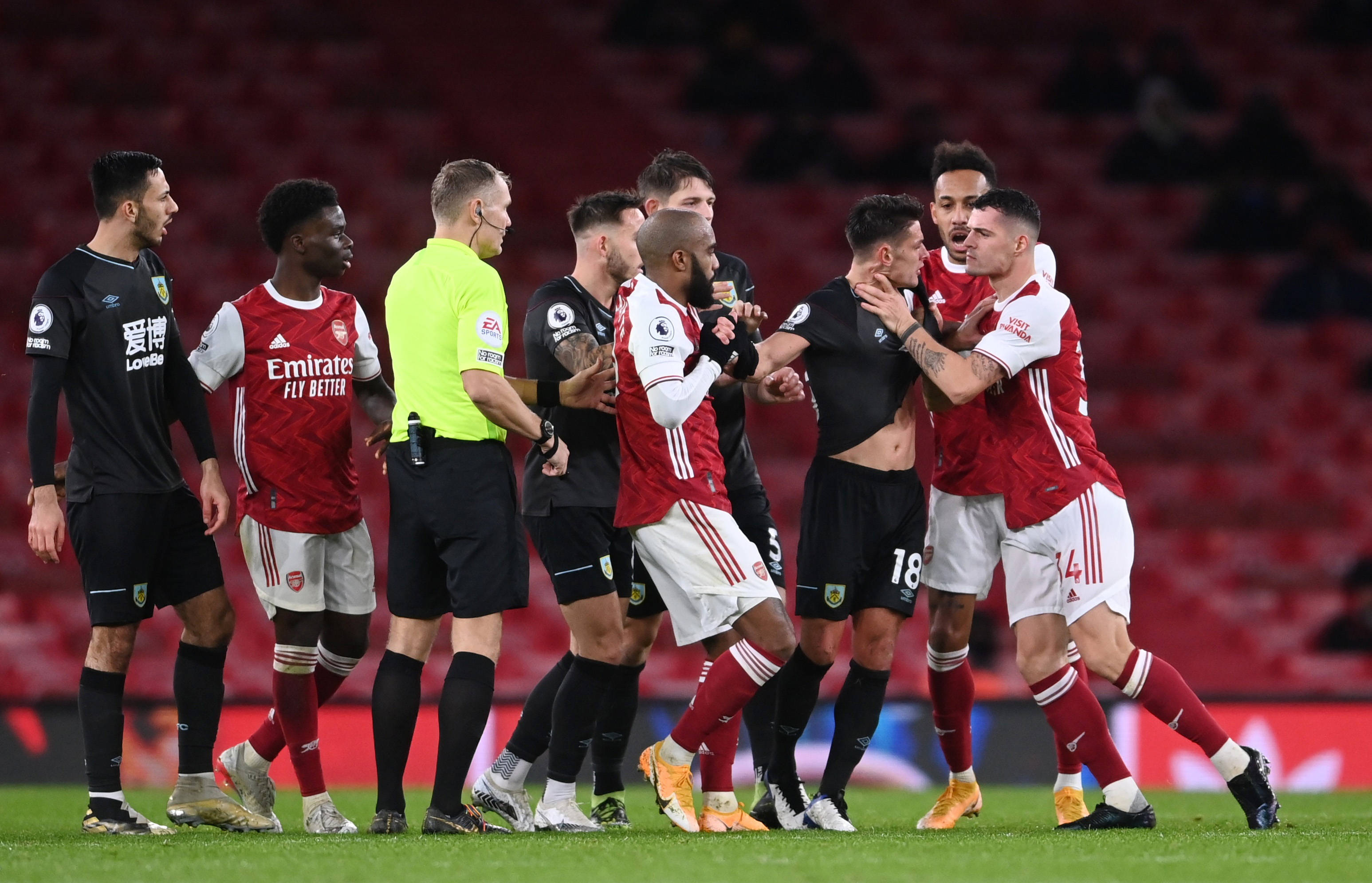 尤为明显 尤为明显