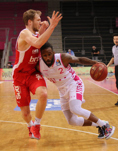 榜首之争与 榜首之争与