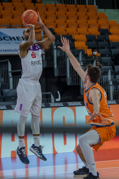 例如在某场 例如在某场